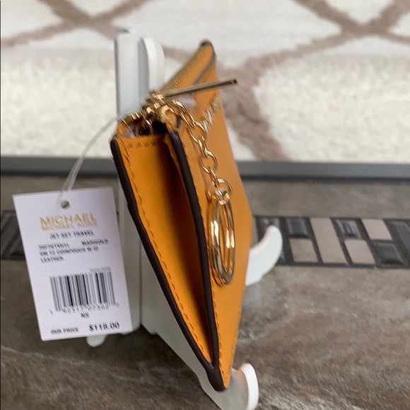 Jet Set Travel Sm TZ Coinpouch W ID Leather Marigo - Picture 4 of 16